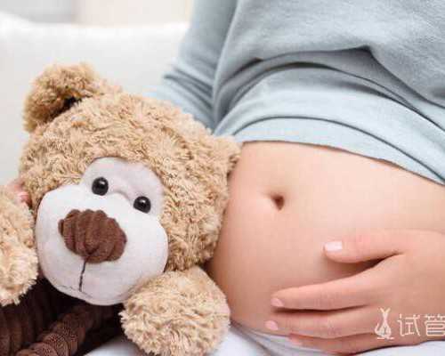 朋友在成都最出名的试管婴儿医院当医生，今天接诊了21东航.坠